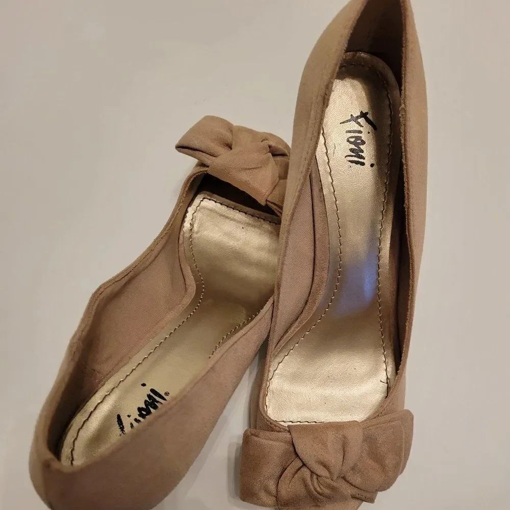 FIONI BEIGE HEELS  - Picture 6 of 16